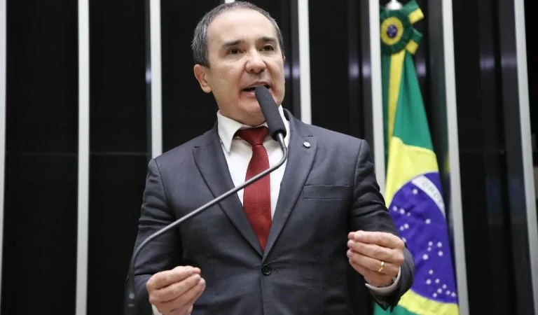 Estádios de Futebol Terão Setor Exclusivo para Mulheres, Crianças e PCDs: Mudanças na Lei Geral do Esporte