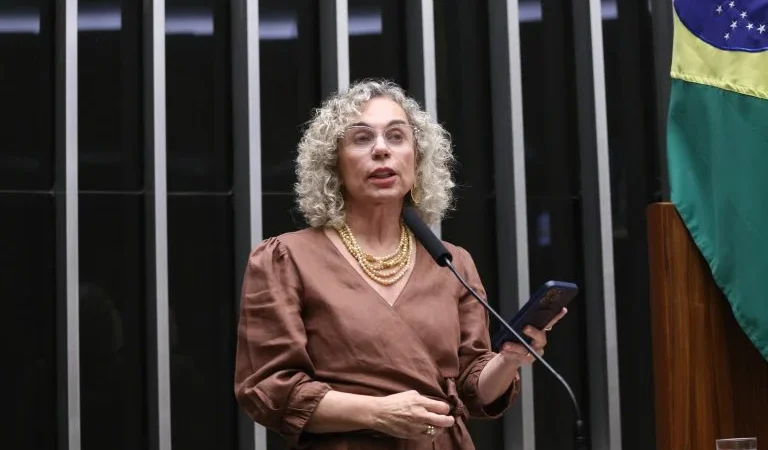 Protocolo Nacional para Tentativas de Suicídio em Crianças e Adolescentes é Aprovado na Câmara e Busca Salvar Vidas Jovens