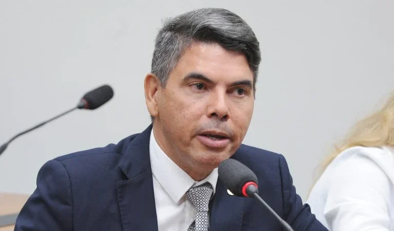Mamão Brasileiro Ganha Política Nacional de Qualidade: Lei “Ermando Caliman” Visa Impulsionar Exportações e Competitividade
