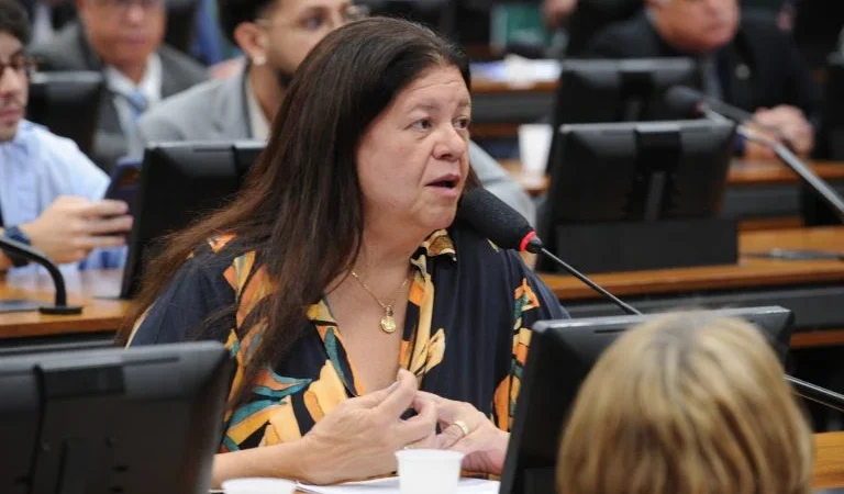 Emendas Parlamentares: Parte dos Recursos Agora Pode Impulsionar Projetos Educacionais Ligados ao Esporte no Brasil