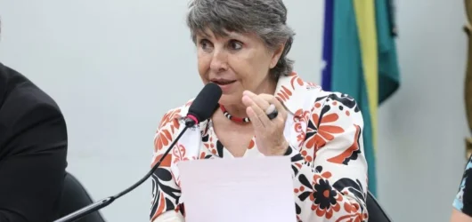 Saúde Menstrual para Vítimas de Desastres: Câmara Aprova Ampliação de Programa Federal em Situações de Crise Climática